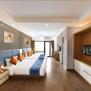 Family King Suite
